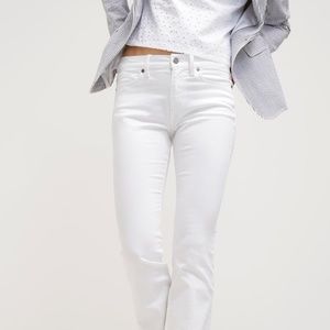 NWT Banana Republic Boot Cut Petite White Jeans